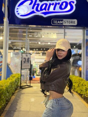 Estefania lopez perez page leaked private photo uncensored HD quality