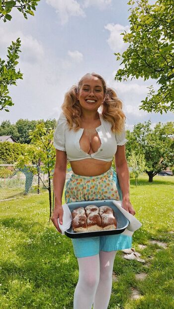 Evasindlerova  page leaked private photo uncensored HD quality