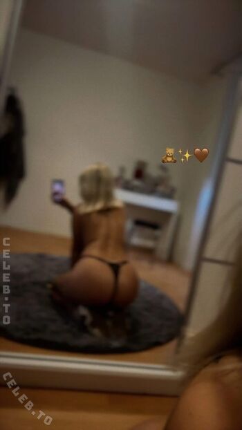 Fenni leaked private photo uncensored HD quality