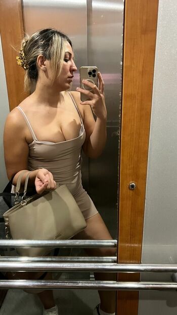 Fidan atalay page leaked private photo uncensored HD quality