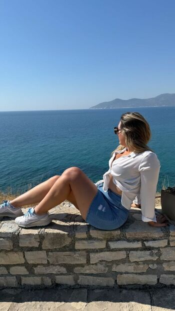 Fidan atalay page leaked private photo uncensored HD quality