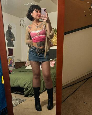 Fishtank page leaked private photo uncensored HD quality