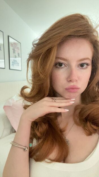 Francescacapaldi leaked private photo uncensored HD quality