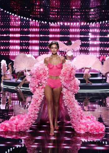 Gigi hadid leaked private photo uncensored HD quality
