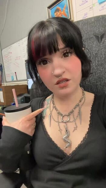 Girls play  page leaked private photo uncensored HD quality