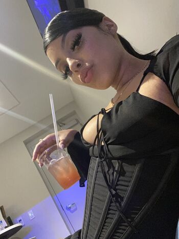 Guapunzel leaked private photo uncensored HD quality
