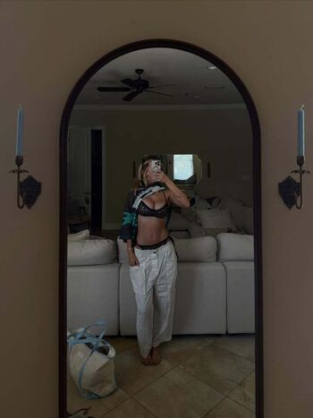 Hadelinemope leaked private photo uncensored HD quality