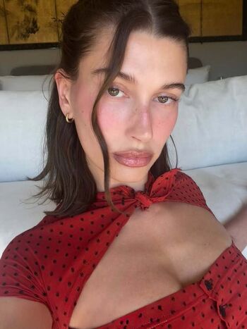 Hailey baldwin bieber page leaked private photo uncensored HD quality