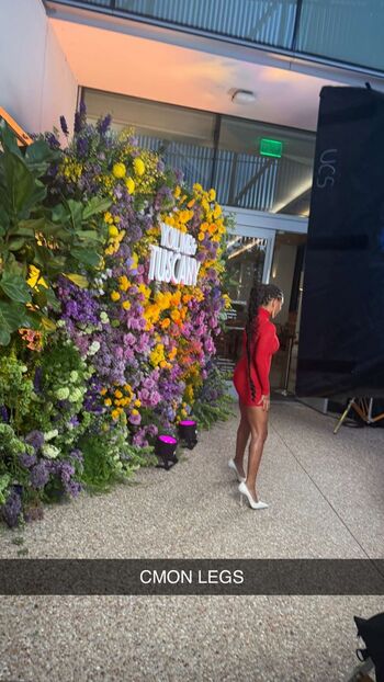 Halle bailey page leaked private photo uncensored HD quality