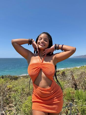Halle bailey page leaked private photo uncensored HD quality