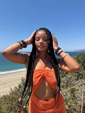 Halle bailey page leaked private photo uncensored HD quality