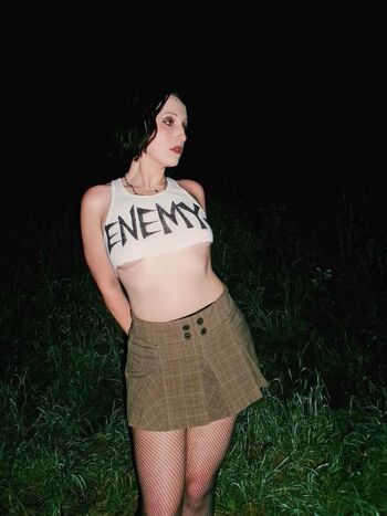 Harley quinn smith leaked private photo uncensored HD quality