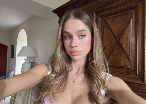 Hiley grce  page leaked private photo uncensored HD quality