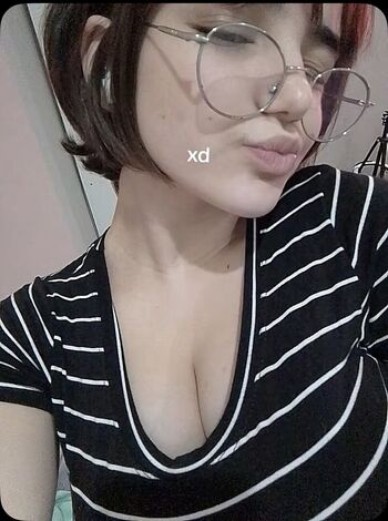 Honeymoongirl leaked private photo uncensored HD quality
