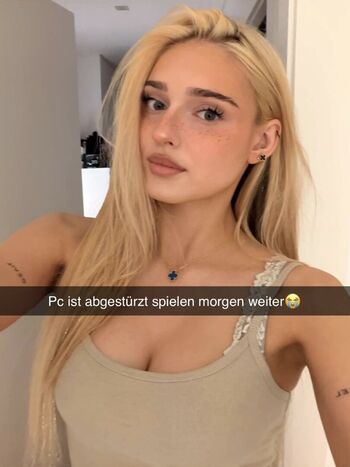 Honeypuu  page leaked private photo uncensored HD quality