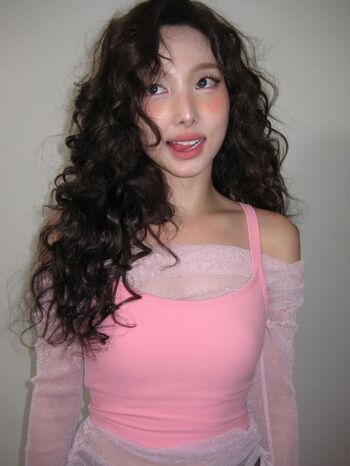 I m nayeon page leaked private photo uncensored HD quality