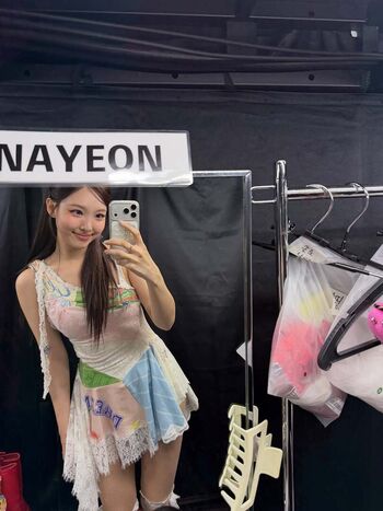 I m nayeon page leaked private photo uncensored HD quality