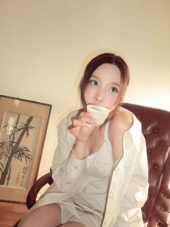 I m nayeon page leaked private photo uncensored HD quality