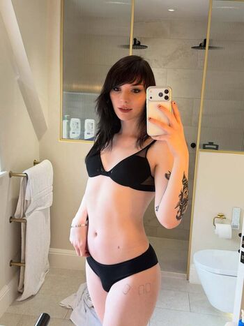 Ickypeach  page leaked private photo uncensored HD quality