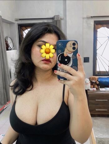 Indian naughty stuff page leaked private photo uncensored HD quality