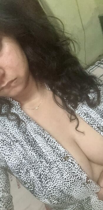 Indian naughty stuff leaked private photo uncensored HD quality