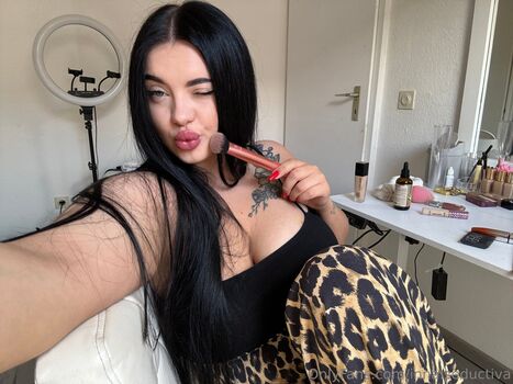 Inna seductiva leaked private photo uncensored HD quality