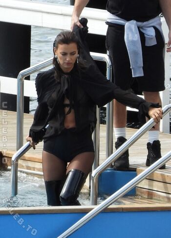 Irina shayk  page leaked private photo uncensored HD quality