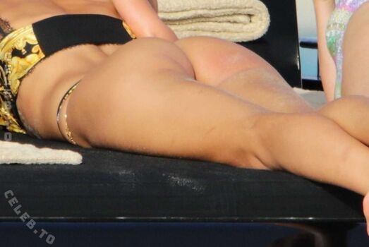 Irina shayk  page leaked private photo uncensored HD quality