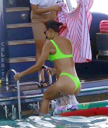 Irina shayk  page leaked private photo uncensored HD quality