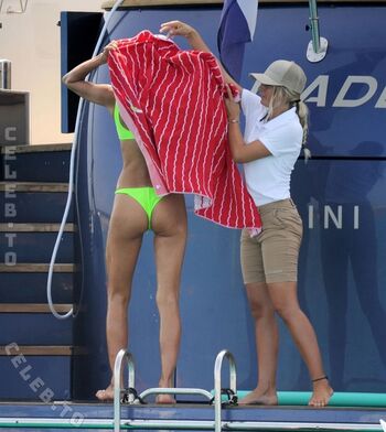 Irina shayk  page leaked private photo uncensored HD quality