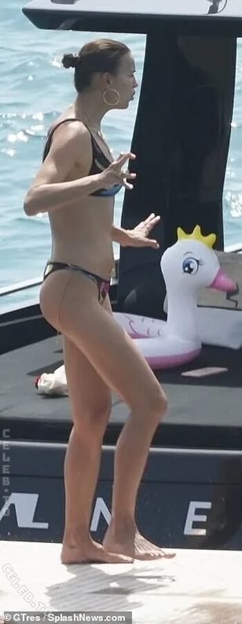Irina shayk  page leaked private photo uncensored HD quality