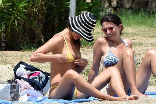 Irina shayk  page leaked private photo uncensored HD quality