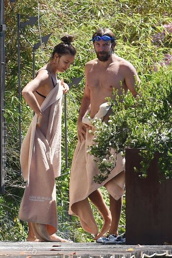 Irina shayk  page leaked private photo uncensored HD quality