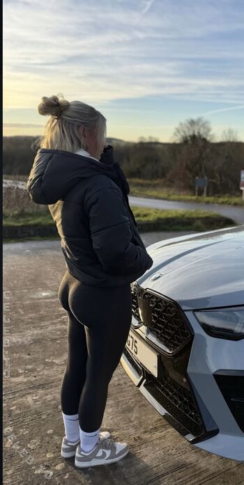 Issy anderson page leaked private photo uncensored HD quality