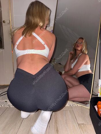 Issy anderson leaked private photo uncensored HD quality