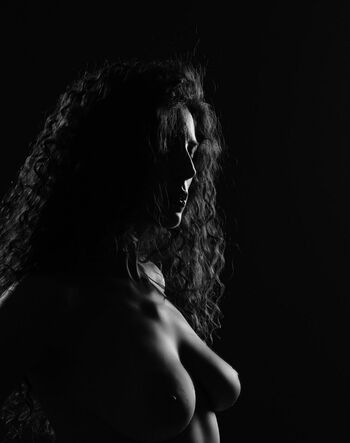 Italian girls leaked private photo uncensored HD quality