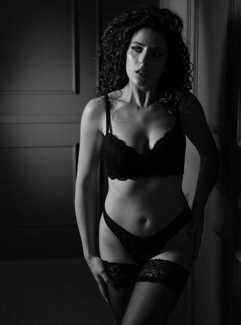 Italian girls leaked private photo uncensored HD quality