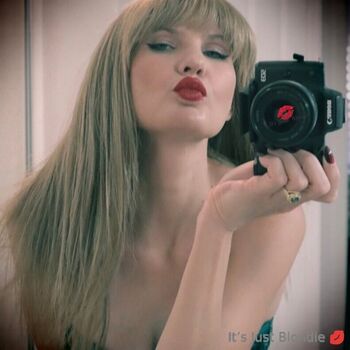 Itsjustblondie page leaked private photo uncensored HD quality