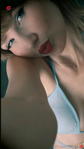 Itsjustblondie page leaked private photo uncensored HD quality