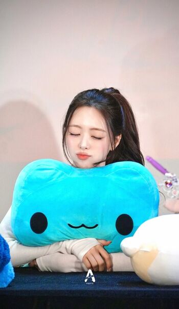 Itzy all in us page leaked private photo uncensored HD quality