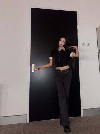 Itzy all in us leaked private photo uncensored HD quality