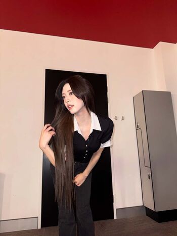 Itzy all in us leaked private photo uncensored HD quality