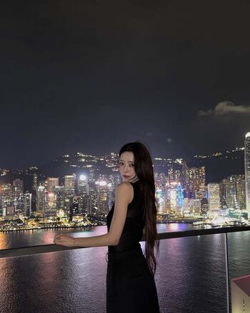 Itzy all in us leaked private photo uncensored HD quality