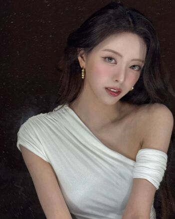 Itzy all in us leaked private photo uncensored HD quality