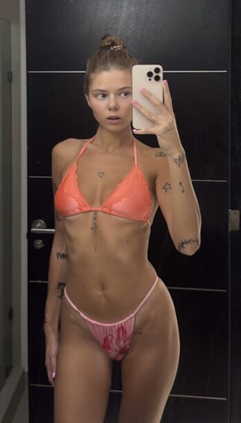 Ivasimmetria page leaked private photo uncensored HD quality