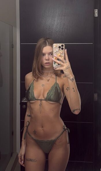 Ivasimmetria leaked private photo uncensored HD quality