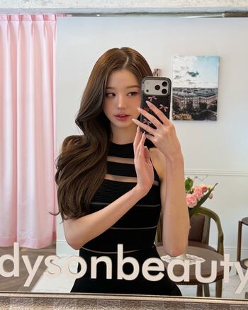 Jang won young page leaked private photo uncensored HD quality