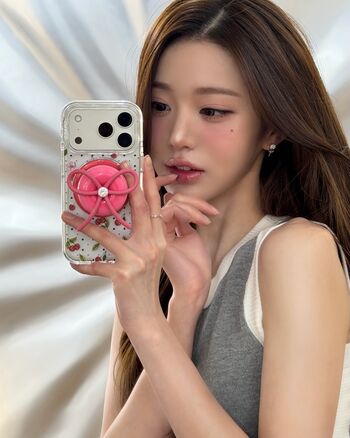 Jang won young page leaked private photo uncensored HD quality