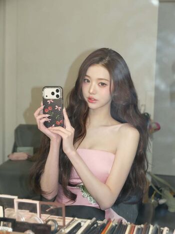 Jang won young page leaked private photo uncensored HD quality