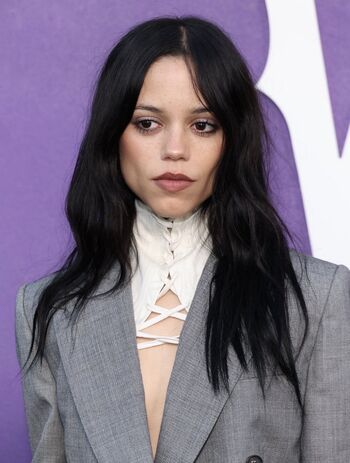 Jenna ortega  page leaked private photo uncensored HD quality